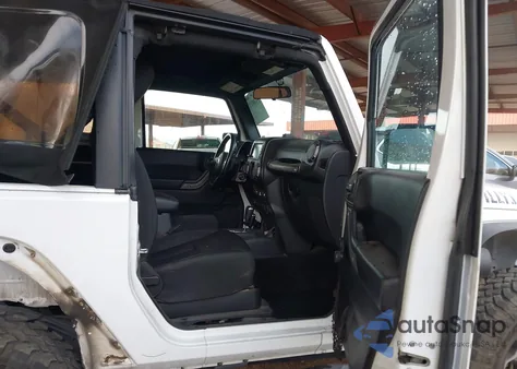 2018 Jeep Wrangler Jk Willy Wheeler 4X4 z USA, uszkodzony, nr VIN 1C4AJWAGXJL838424